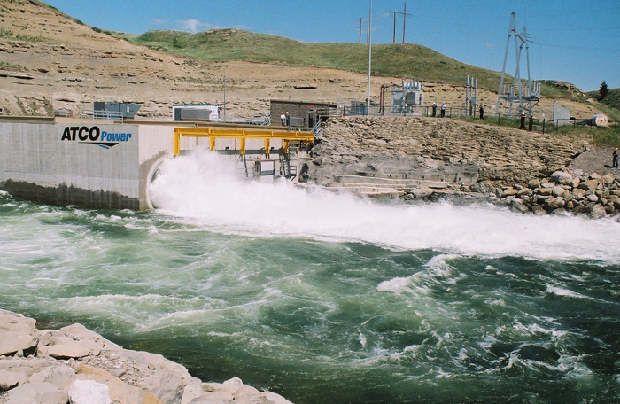 Emission-free, 32 MW Oldman River hydroelectric generating facility